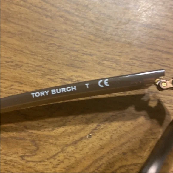 Tory Burch Sunglasses - Picture 7 of 7